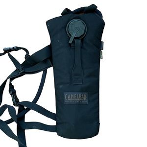 CAMELBAK Maximum Gear Thermo Hydration Pack Black Excellent Pre-Owned Condition